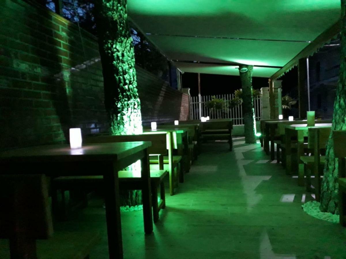 Hotel Otrant Velipoja Kültér fotó